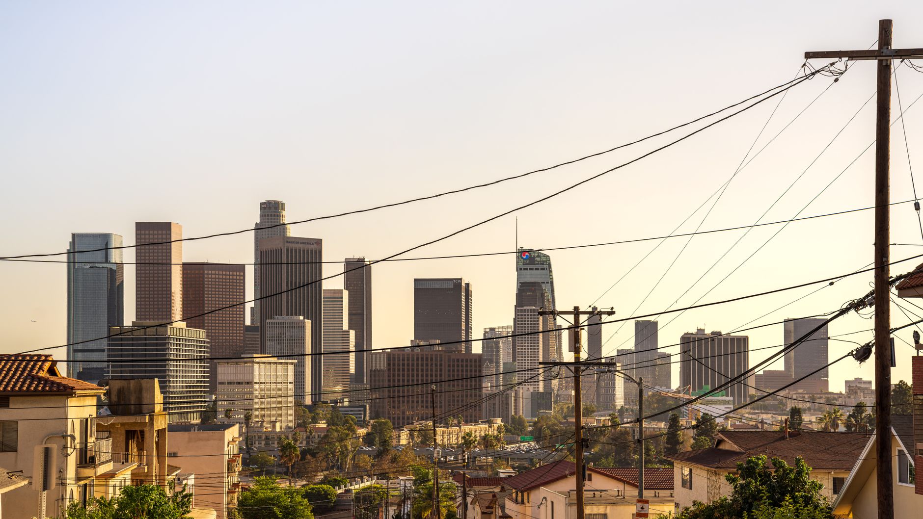stunning los angeles skyline at sunset